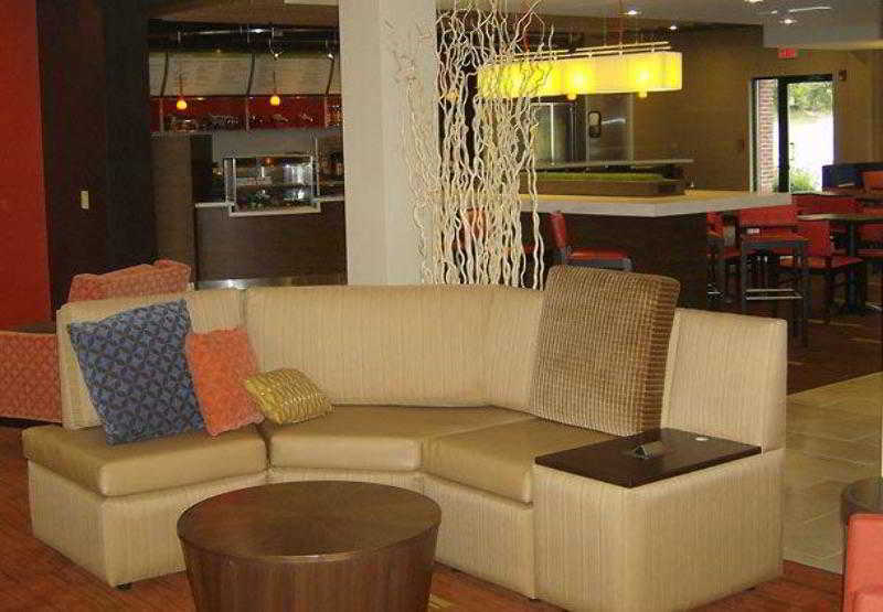 Courtyard By Marriott New Haven Orange Hotel Ngoại thất bức ảnh
